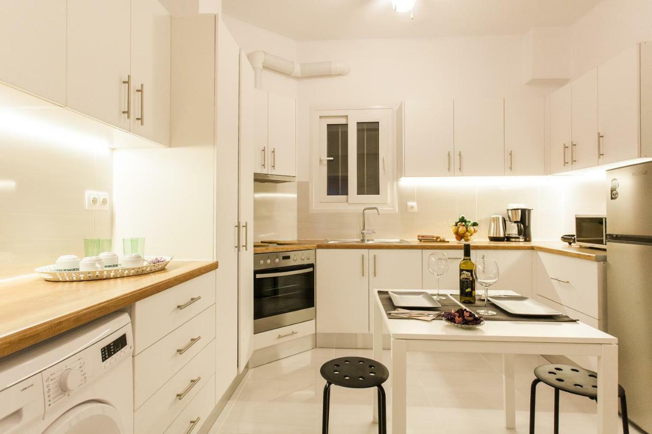 Classy And Stylish Private Apartment At Acropolis Museum Metro Station Athen Exterior foto