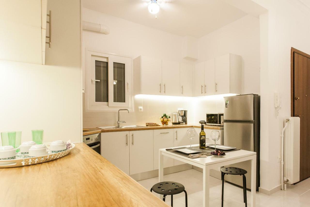 Classy And Stylish Private Apartment At Acropolis Museum Metro Station Athen Exterior foto