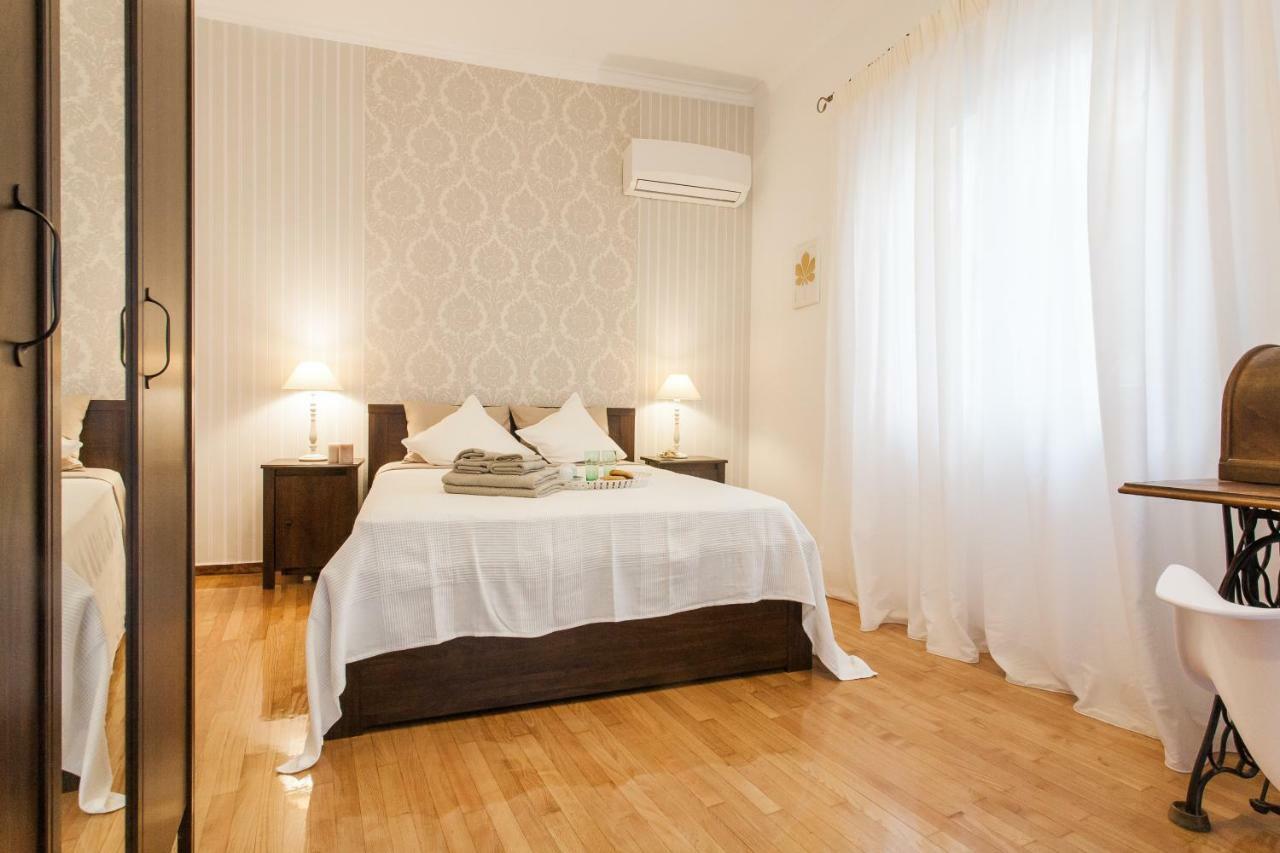 Classy And Stylish Private Apartment At Acropolis Museum Metro Station Athen Exterior foto