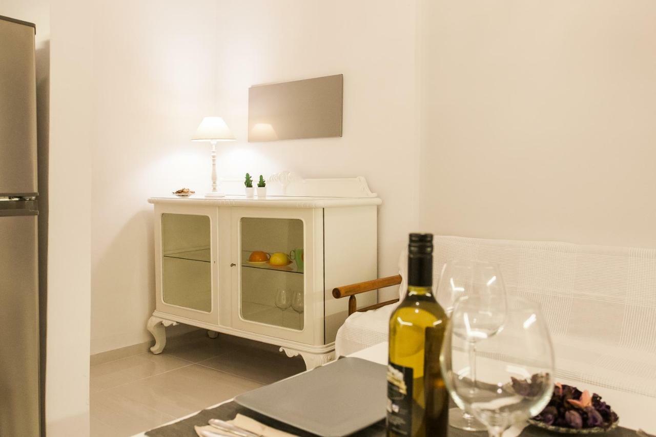 Classy And Stylish Private Apartment At Acropolis Museum Metro Station Athen Exterior foto